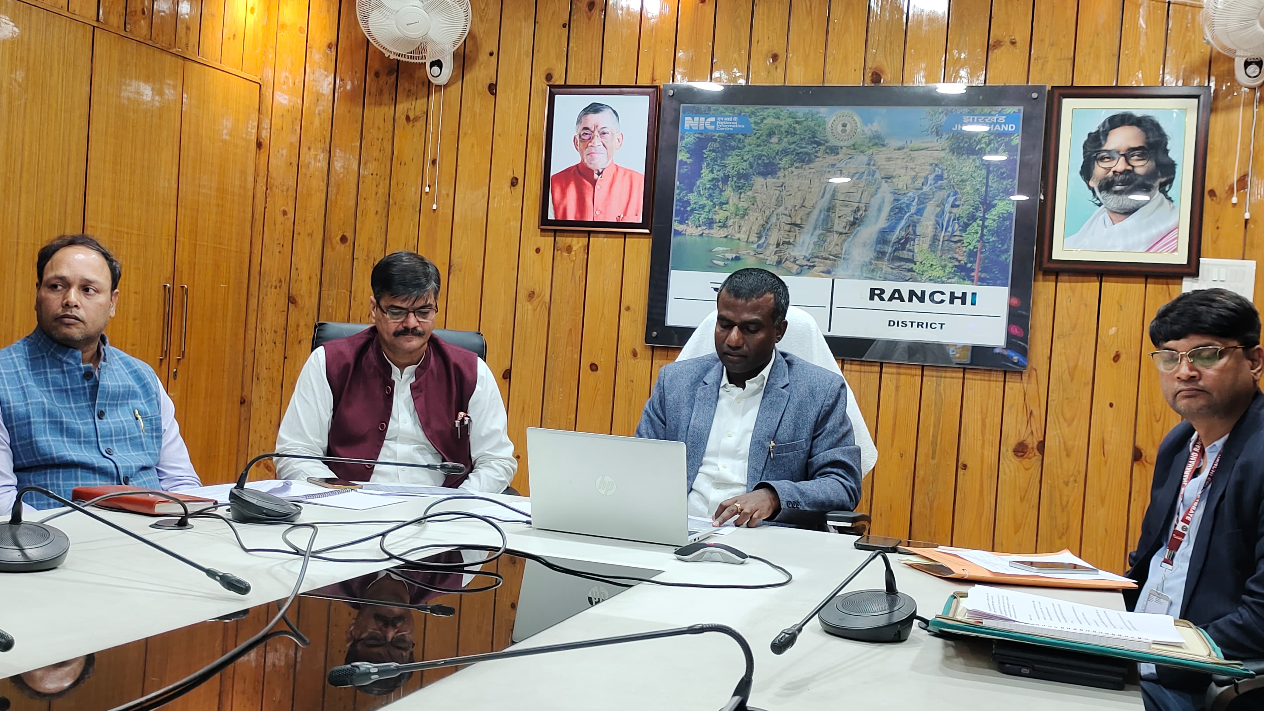 DC held online meeting with all zonal officers of district In Ranchi