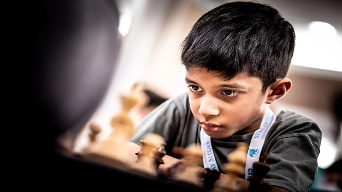 An eight-year-old Indian-origin boy, Ashwath Kaushik outplayed Polish Chess grandmaster Jacek Stopa to become youngest player to defeat a GM in classical chess.