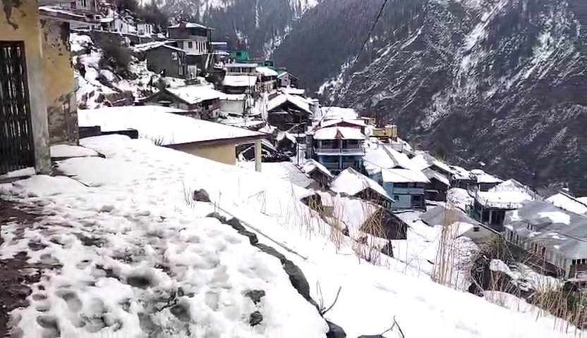 Snowfall in Sukki Village