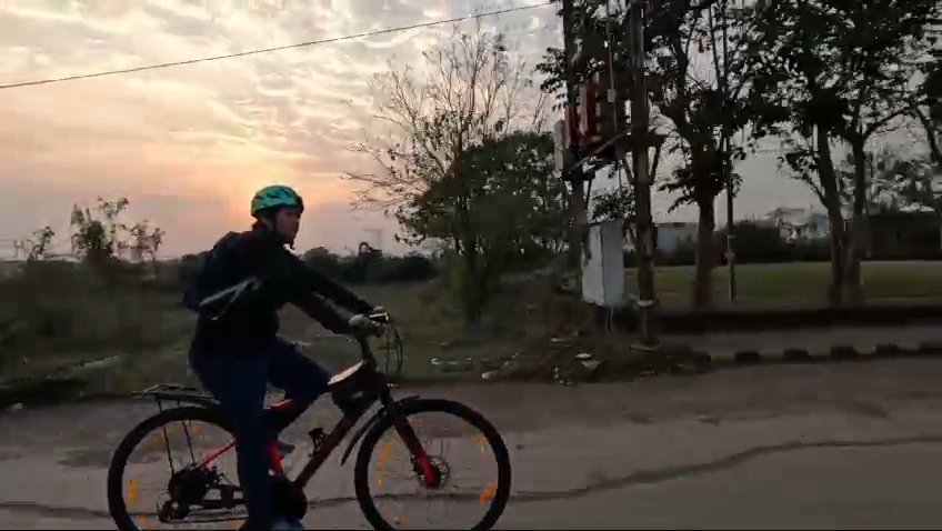 jabalpur single mother cycle yatra