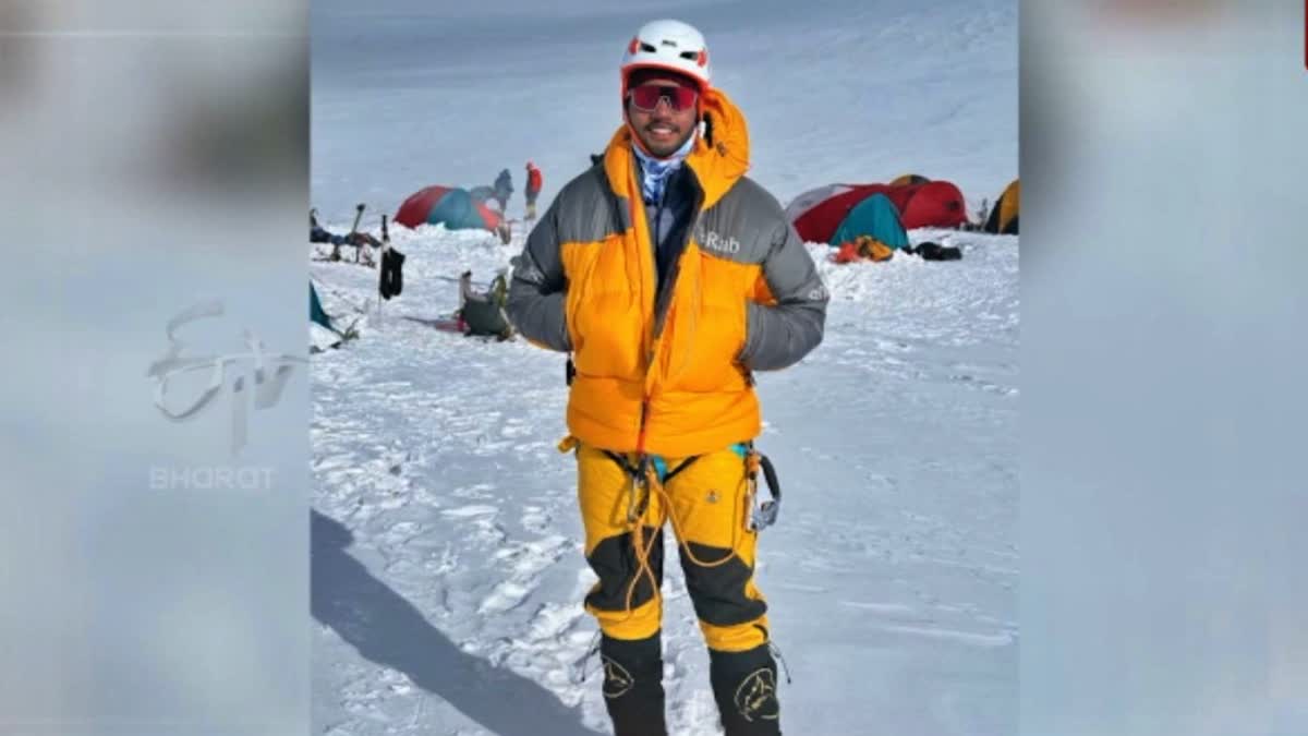 hyderabad young mountaineering Vishwanath Karthikeya who climb more than 20 peaks eyes on Mount Everest