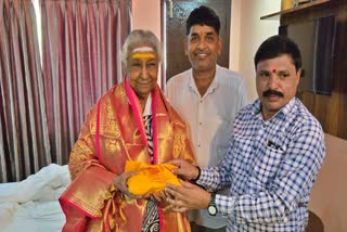 renowned-playback-singer-s-janaki-visits-kukke-subrahmanya