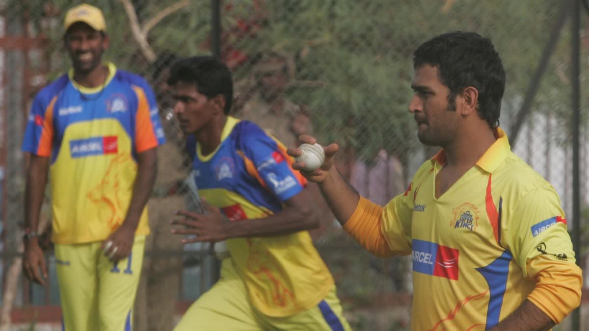 MS DHONI IN ALL IPL  VIRAT KOHLI IN IPL