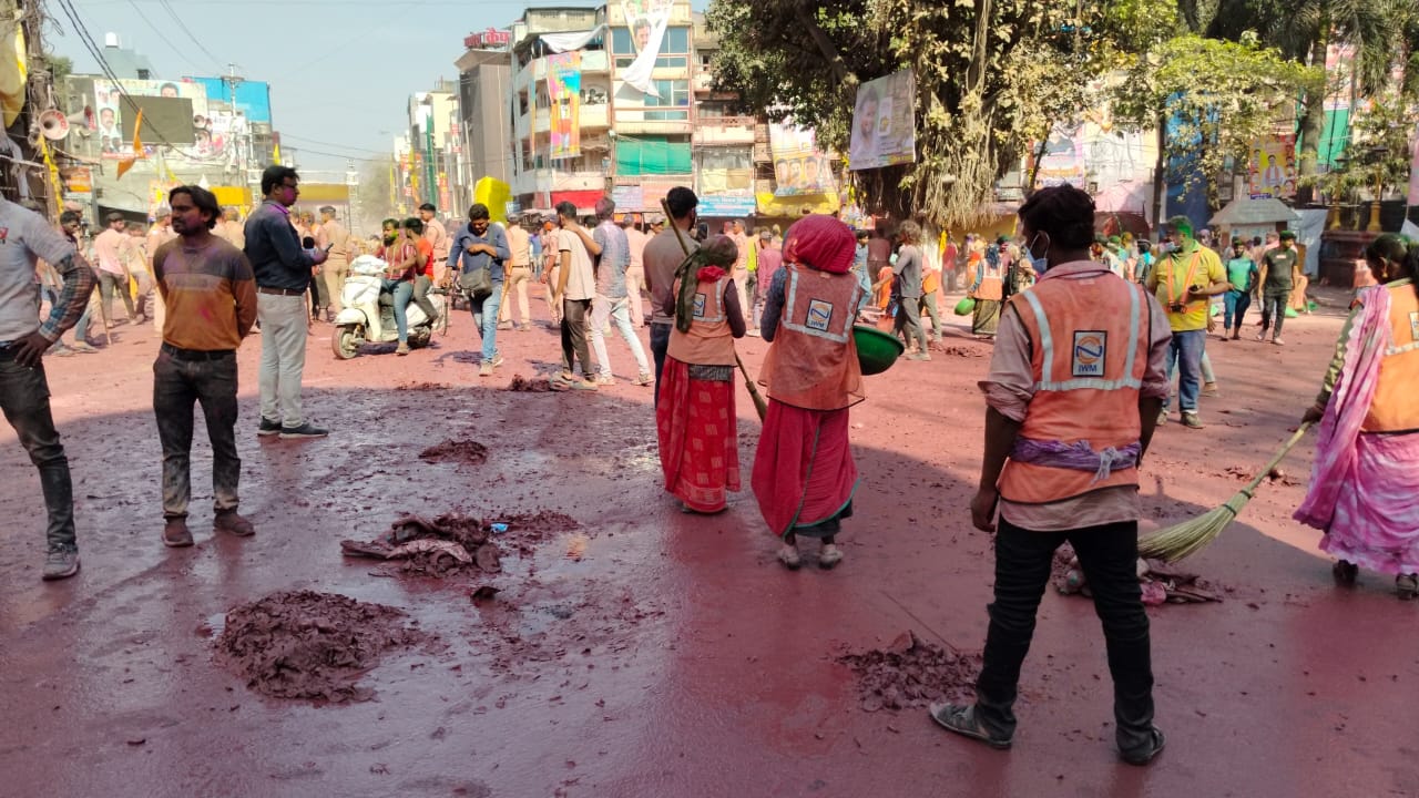 Indore Nagar nigam celanliness after holi