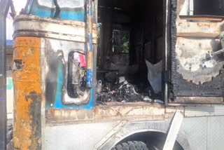 A fire broke out in a truck standing on the national highway in Khanna, the sleeping driver suffered burns
