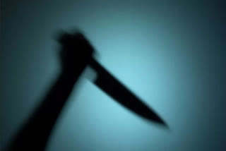 WOMAN ATTACKED IN ALAPPUZHA  MAN ATTACK WOMAN WITH MACHETE  വിവാഹാഭ്യര്‍ഥന നിരസിച്ചതിന് ആക്രമണം  ആലപ്പുഴ