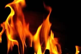 Kullu Man Burn in fire