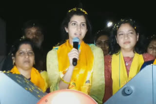 nara_lokesh_wife_brahmini_at_mangalagiri_election_campaign_live