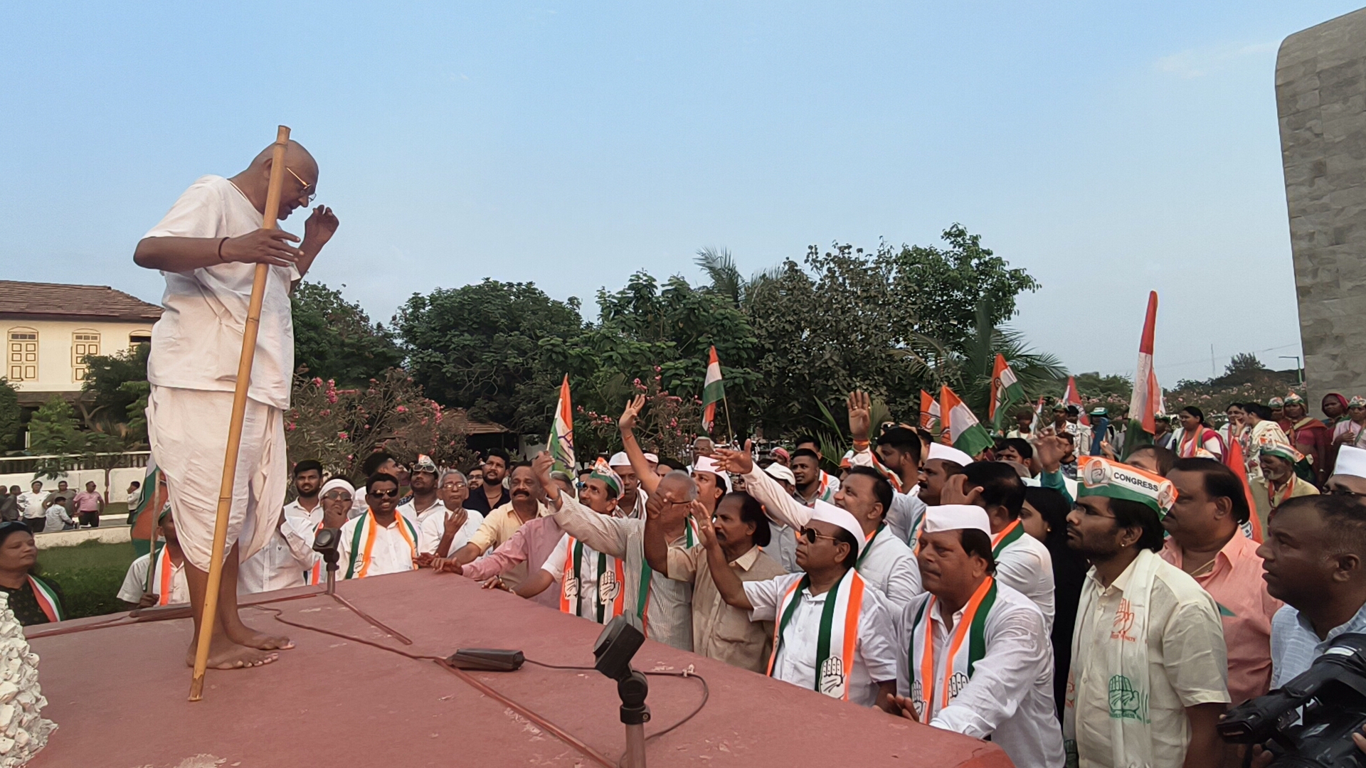 Dandi Yatra of Congress candidate