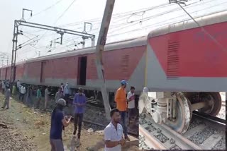 DAMOH TRAIN COACHES DERAILED