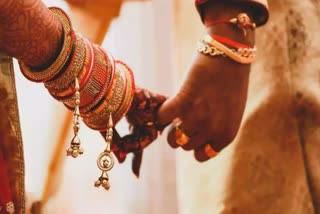BRIDE RUNS AWAY BEFORE MARRIAGE