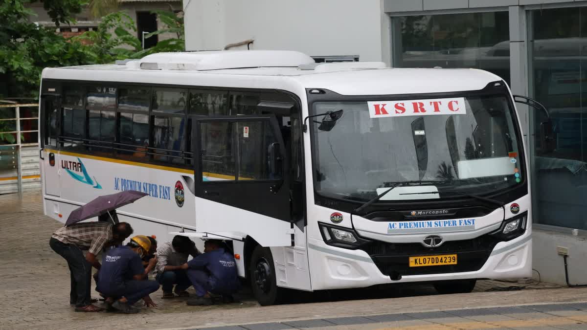 KSRTC  കെഎസ്ആർടിസി  KSRTC premium superfast ac service  ksrtc superfast booking