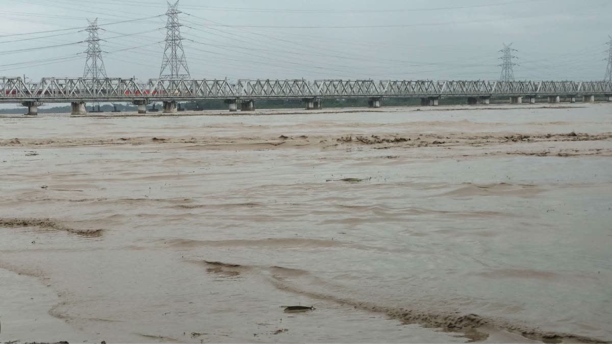 Teesta river bed