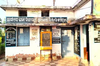 Jhalmala public toilets closed