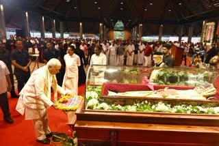 MAR ATHANASIUS KP YOHANNAN  FUNERAL IN THIRUVALLA  FUNERAL RITES OF KP YOHANNAN  കെപി യോഹാനാന്‍ സംസ്‌കാര ചടങ്ങുകൾ