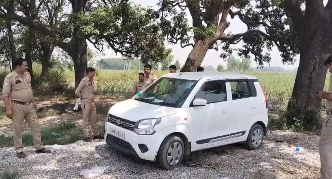 मेरठ में दो शव मिलने की सूचना पर पुहंची पुलिस.