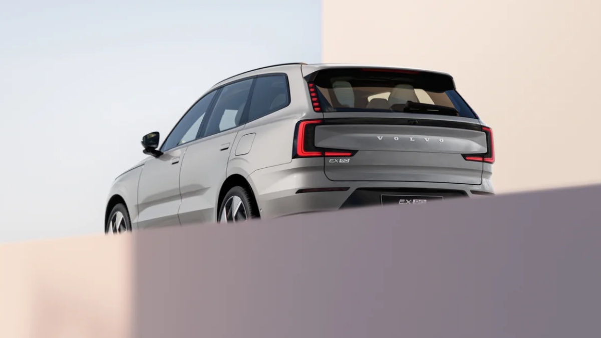Volvo EX90