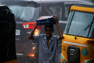 IMD forecasts monsoon onset in Kerala within 4–5 days as pre-monsoon activity intensifies across southern India, bringing heavy rain and floods to Bengaluru.