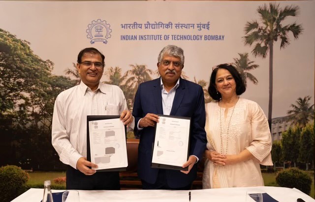 infosys-cofounder-nandan-nilekani-donates-rs-315-crore-to-iit-bombay