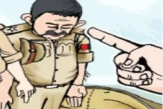 पुलिसकर्मी निलंबित