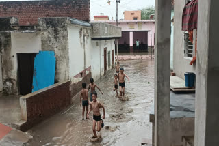 raining in behror