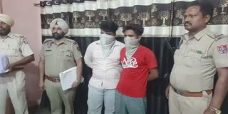 SMUGGLERS ARRESTED WITH HEROIN