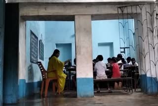 ELECTRIC SHOCK ON SCHOOL WALL