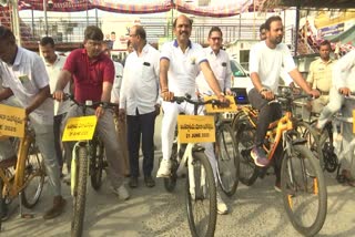 MP Kalisetti Cycle Journey From Arasavalli to RK Beach