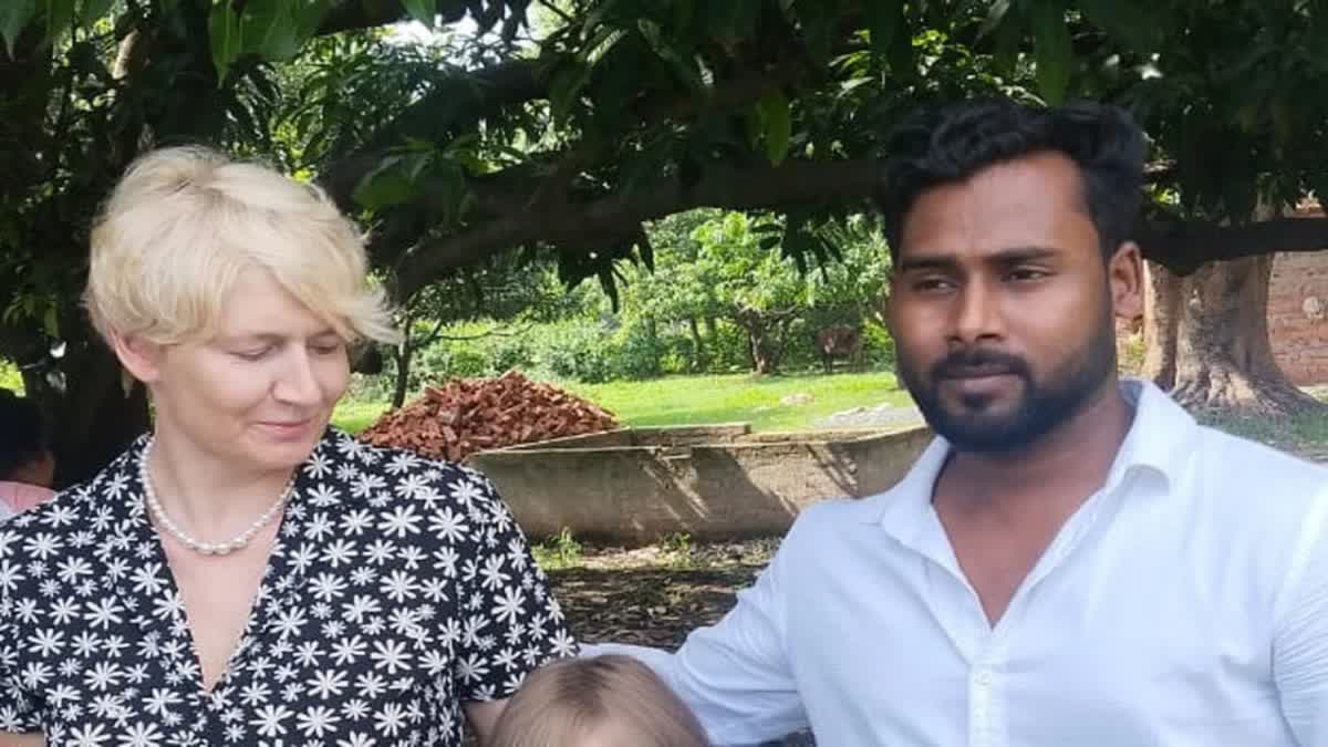 poland woman falls in love with Jharkhand youth on instagram