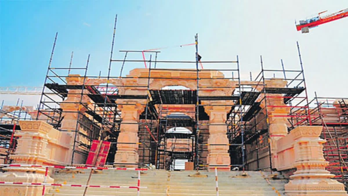 Ayodhya Ram Mandir, which the people of the country, have been waiting for many years, is getting ready for the darshan of devotees soon. While the ground floor construction work is almost complete, preparations are being made for the installation of idols in the temple at Ayodhya by next January. As the deadline for this is approaching, devotees are also making plans in advance to pay obeisance to presiding deities.