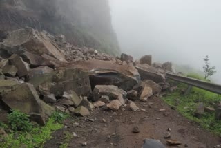 landslide in Raigad District Maharashtra  Raigad Maharashtra  Raigad Maharashtra landslide  landslide  landslide Maharashtra  Maharashtra landslide  മഹാരാഷ്‌ട്ര  മഹാരാഷ്‌ട്ര മണ്ണിടിച്ചിൽ  മണ്ണിടിച്ചിൽ  മഹാരാഷ്‌ട്രയിൽ ഉരുൾപൊട്ടൽ  ഉരുൾപൊട്ടൽ  മഹാരാഷ്‌ട്രയിൽ ഉരുൾപൊട്ടൽ  മഹാരാഷ്‌ട്ര മഴ  മണ്ണിടിഞ്ഞു  റായ്‌ഗഡ് മണ്ണിടിച്ചിൽ