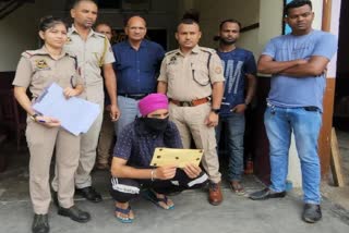 Peddler detained along with heroine and opium