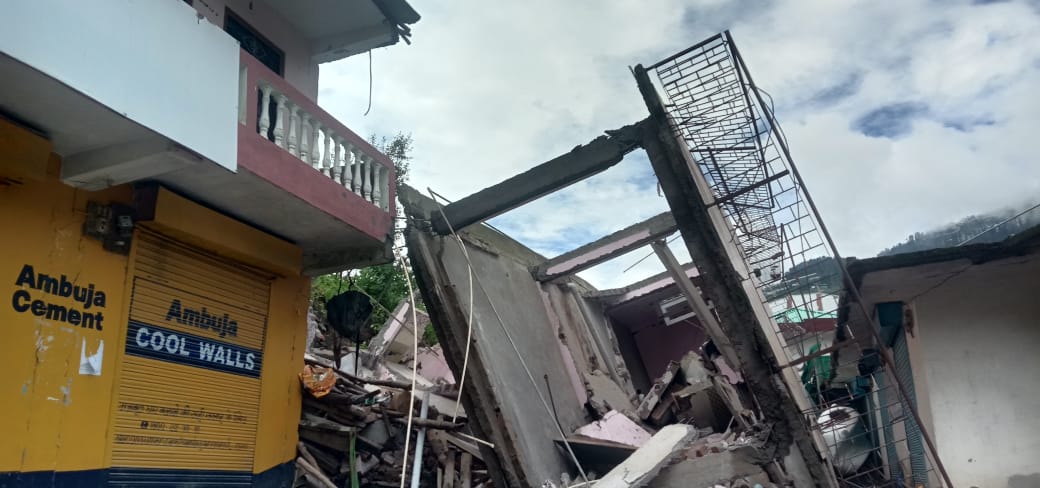 3 storey house collapsed in Kharahan Panchayat