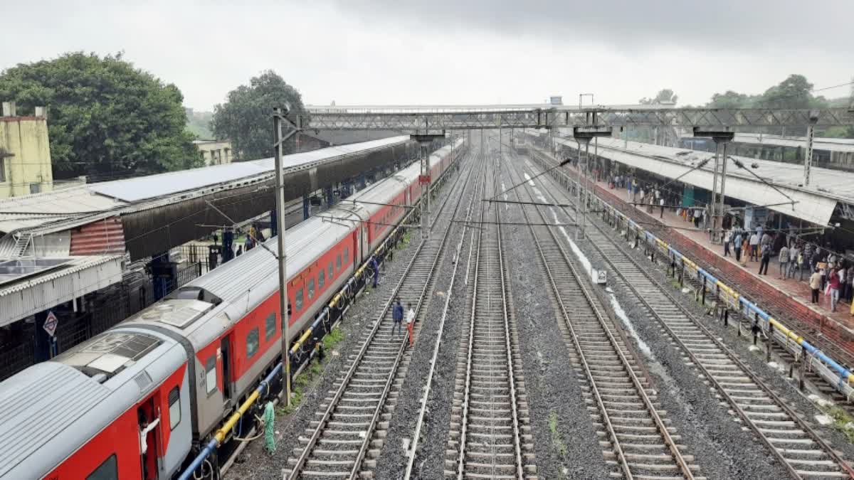 RATLAM TO NEEMUCH TRAINS CANCELLED