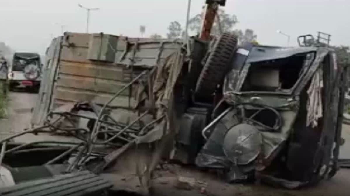 5 SOLDIERS INJURED  ARMY TRUCK COLLIDES WITH LORRY  സൈനിക ട്രക്ക് അപകടത്തില്‍  സെക്യൂരിറ്റി ഫോഴ്സ് ടീം