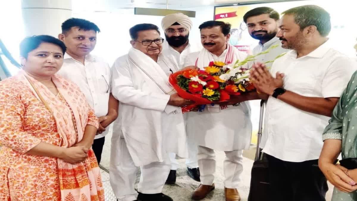 PL Punia Leaves For Delhi From Dehradun