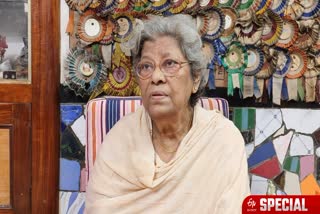 Boroloker Bitilo famous singer Swapna Chakraborty