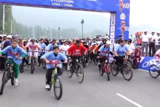 Hundreds of people, including differently-abled, take part in 'Pedal Through Paradise' cyclothon in Srinagar