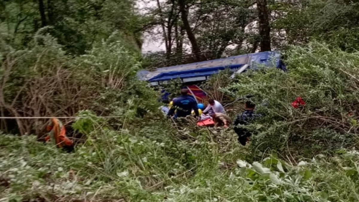 Uttarakhand: Seven dead, 22 injured after bus falls into George