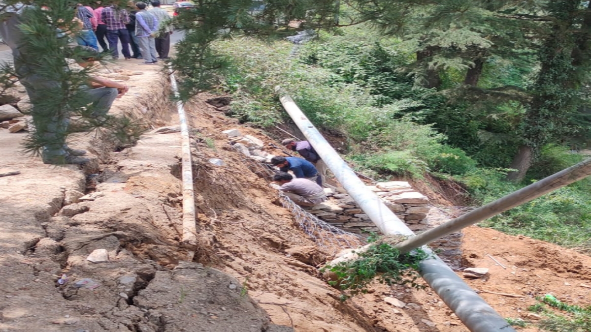 Jal Shakti Dept restoring Drinking water in Karsog