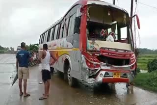 Bus carrying passengers from Balasore crash