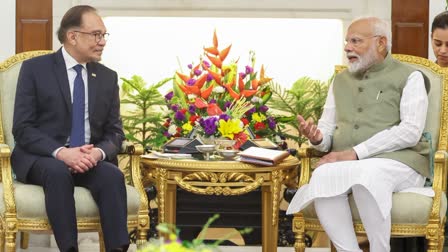 Malaysian PM Anwar Ibrahim and Indian PM Narendra Modi