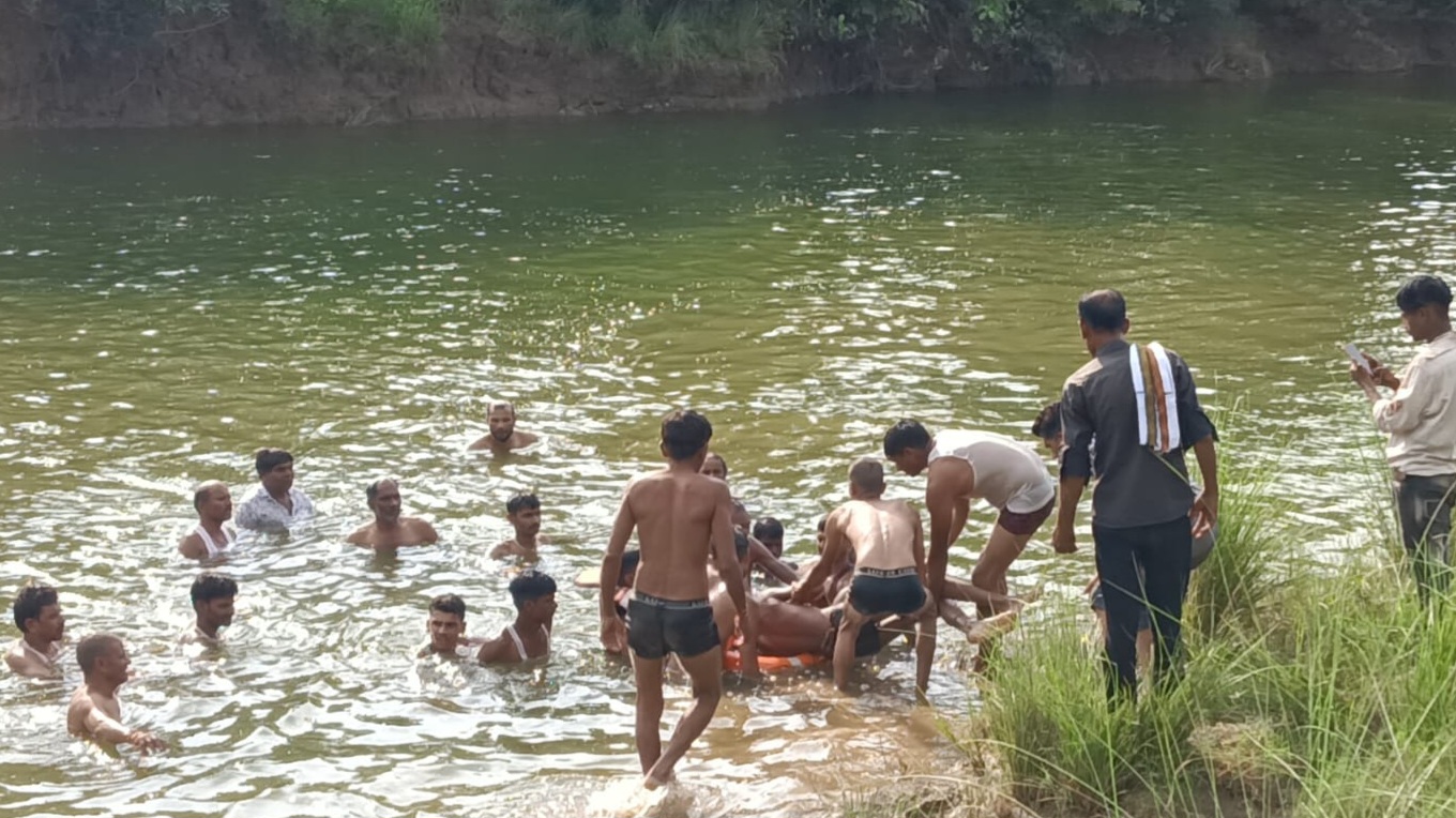 VIDISHA 3 CHILD DIED DROWNING RIVER