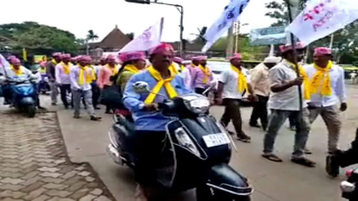 Teachers bike rally in Belgaum