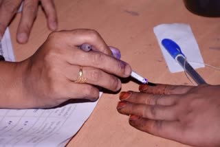 2024 Lok Sabha polls  997 sex workers first time will vote from Kanpur  997 sex workers of Kanpur to vote  കാൺപൂരിൽ വോട്ട് ചെയ്യാൻ 997 ലൈംഗികത്തൊഴിലാളികൾ  തെരഞ്ഞെടുപ്പിൽ വോട്ട് ചെയ്യാൻ ലൈംഗികത്തൊഴിലാളികൾ  2024 ലോക്‌സഭ തെരഞ്ഞെടുപ്പ്  കാൺപൂർ  997 ലൈംഗികത്തൊഴിലാളികൾ വോട്ട് ചെയ്യും  997 sex workers of Kanpur to vote  2024 Lok Sabha polls  Buddhadev Karmakar vs State of West Bengal