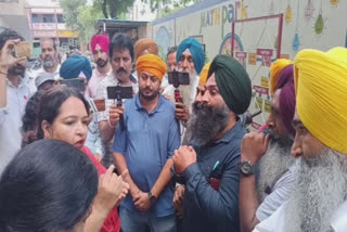 case of students being tied up in school Sikh organizations staged a sitin