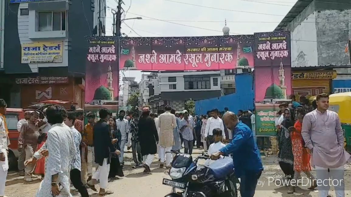 Masjid committee organized a mass wedding of 31 couples In Indore