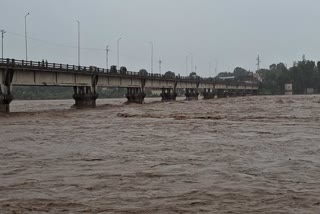 Minor swept away in Daltonganj