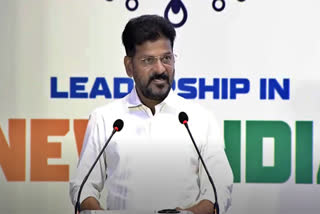 TELENGANA CM REVANTH REDDY  LEADERSHIP SUMMIT ISB TELENGANA  രേവന്ത് റെഡ്ഡി  ഇന്ത്യൻ സ്‌കൂൾ ഓഫ് ബിസിനസ്