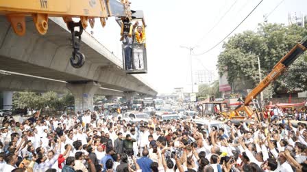 MINISTER RAJESH NAGAR ON CRANE